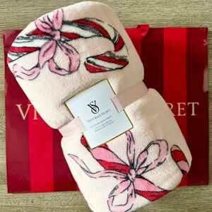 VICTORIA'S SECRET COZY PLUSH SHERPA FLEECE BLANKET RIBBON BOW THROW 50"x60" NWT